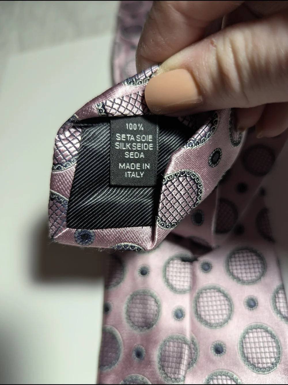 Ermenegildo Zegna Pink Geometric 100% Silk Tie Luxury Italian Designer